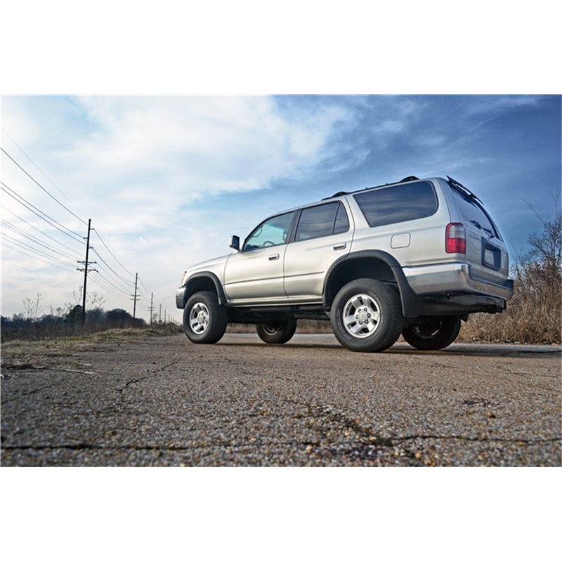 Rough Country | Lift Kit-Suspension w/Shock - 4Runner 2.7L / 3.4L 1996-2002