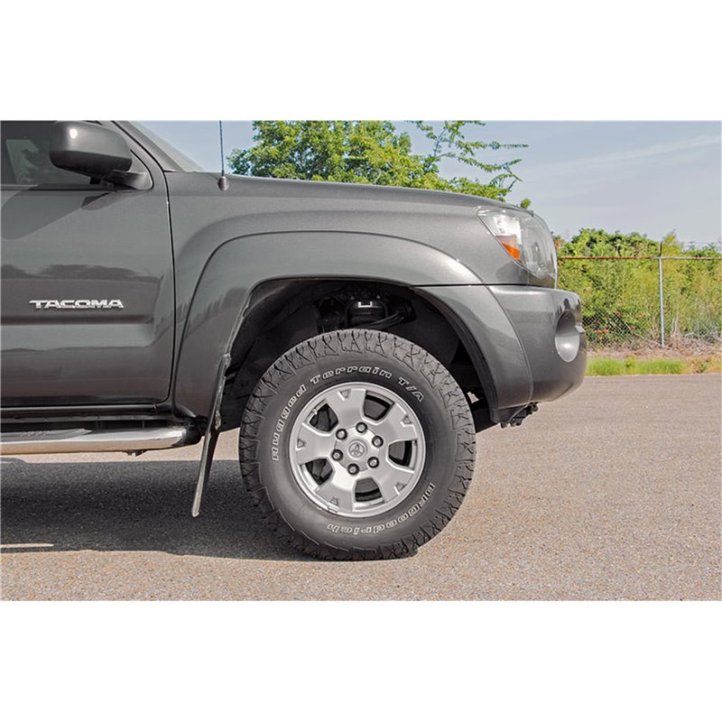 Rough Country | Suspension Front Leveling Kit - Tacoma 2.7L / 3.5L / 4.0L 2005-2022