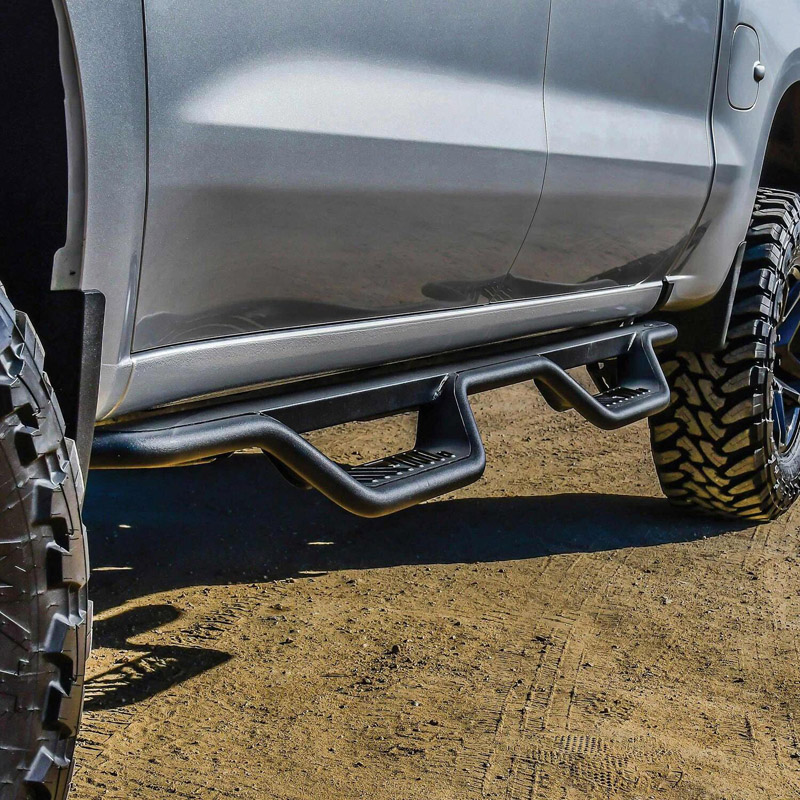 Westin | Outlaw Drop Nerf Step Bars - Chevrolet / GMC 2019-2025