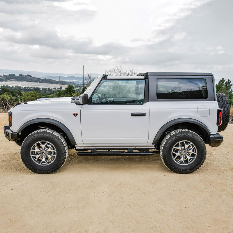 Westin | PRO TRAXX 4 Oval Nerf Step Bars - Bronco 2.3T / 2.7T / 3.0T 2021-2024