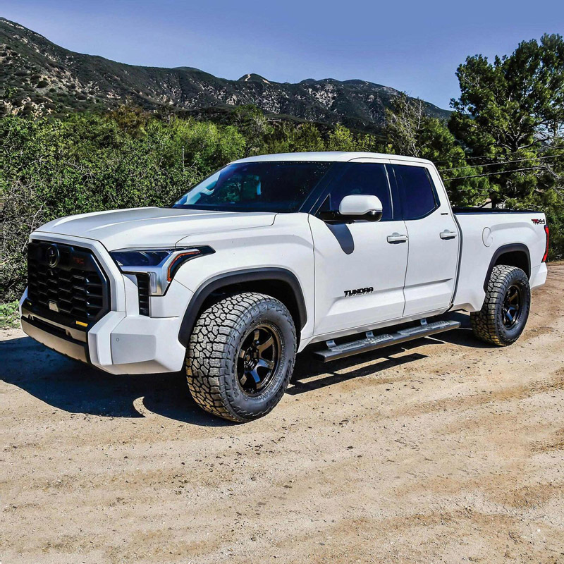 Westin | R5 Nerf Step Bars - Tundra 3.5T 2022-2024