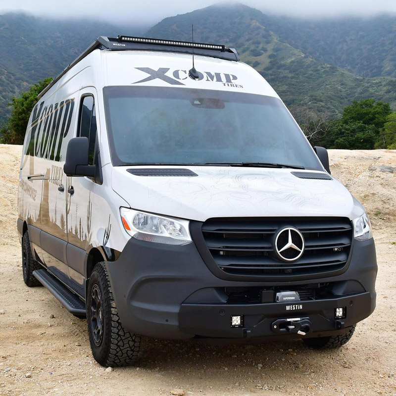 Westin | Pro-Series Mid Width Front Bumper - Sprinter 1500 / Sprinter 2500 / Sprinter 3500 / Sprinter 3500XD 2019-2024
