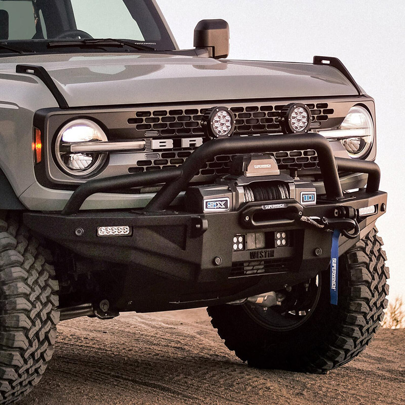Westin | XTS Round Bull Bar - Bronco 2.3T / 2.7T / 3.0T 2021-2025
