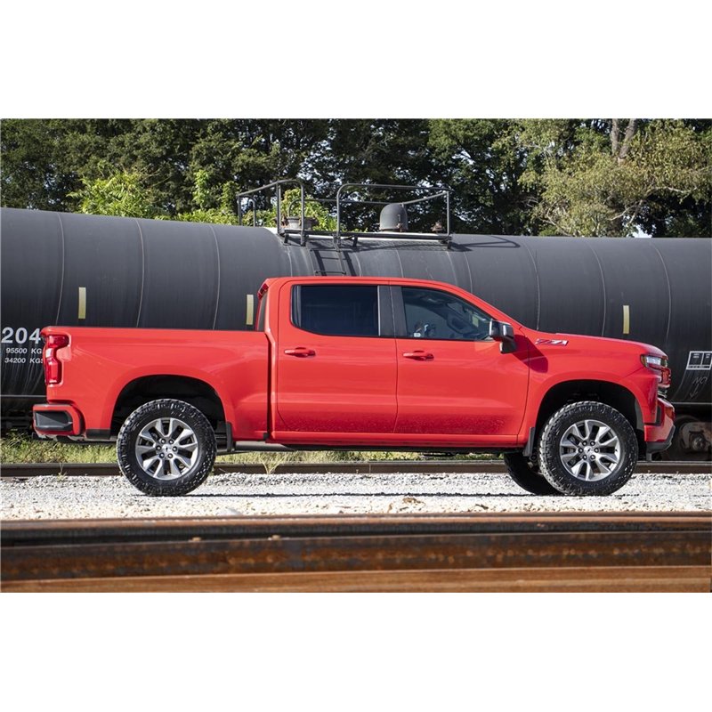Rough Country | Lift Kit-Suspension w/Shock - Silverado 1500 2020-2024