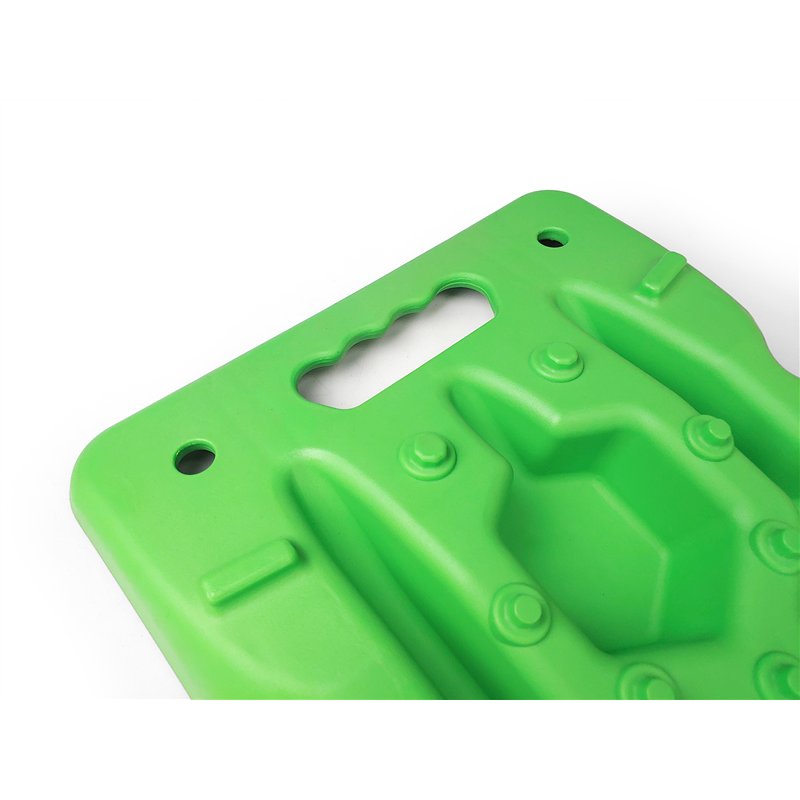 DV8 Offroad | Traction Board