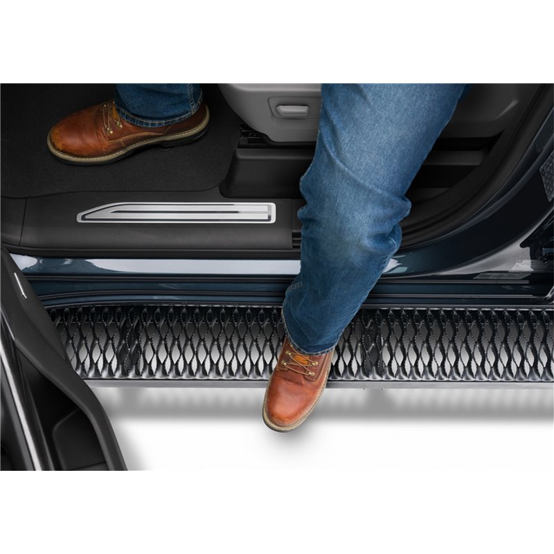 N-FAB | Growler Running Boards - Cab Length - Chevrolet / GMC 2019-2023