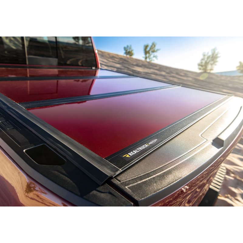 Undercover | Fusion Tonneau Cover - Silverado / Sierra 1500 2019-2025