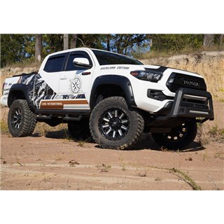 Superlift | 4.5" Lift Kit w/ Fox Coilovers and Rear Shocks - 05-15 Tacoma