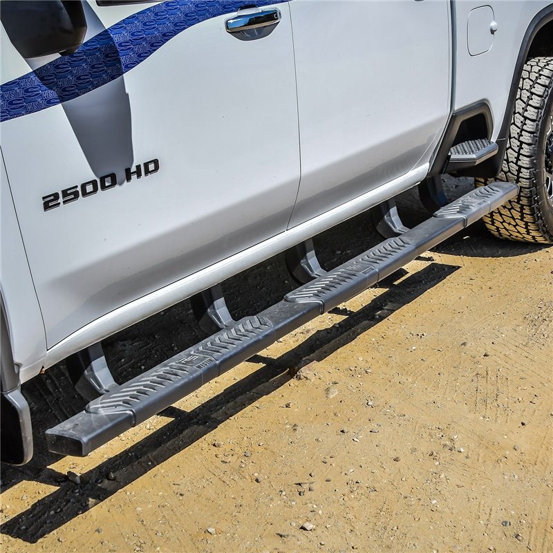 Westin | Nerf/Step Bar (Wheel to Wheel) - Silverado / Sierra 2500 / 3500 6.6L 2020-2020
