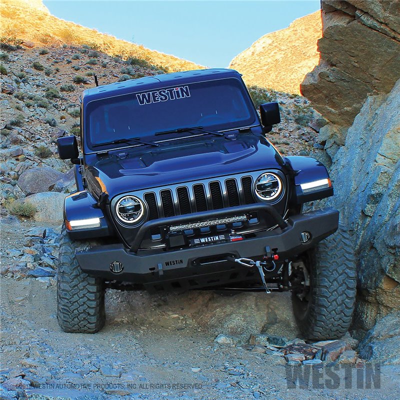 Westin | Bumper- Front - Gladiator / Wrangler (JL) 2018-2022