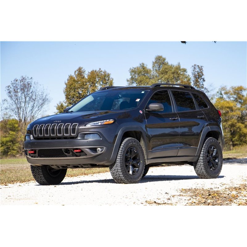 Rough Country | Suspension Lift Kit - Cherokee 2.0T / 2.4L / 3.2L 2014-2022