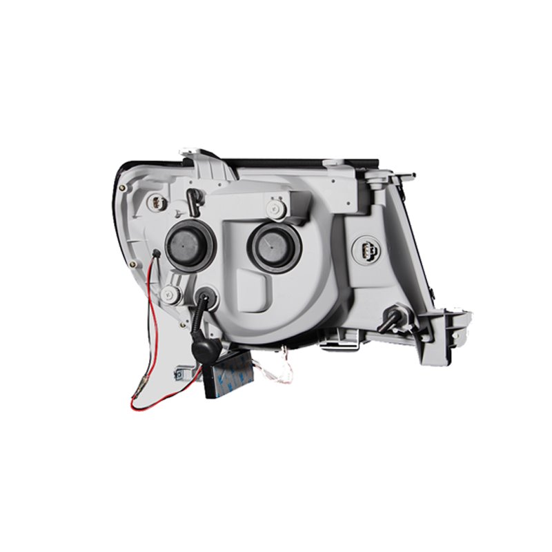 ANZO | Projector Headlight Set w/Halo - Tacoma 2.7L / 4.0L 2005-2011
