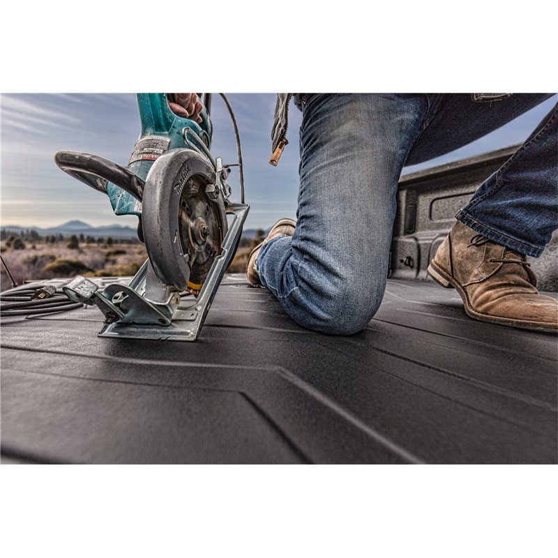 Husky Liners | Heavy Duty Bed Mat - Silverado / Sierra 2500 HD / 3500 HD 6.6L 2020-2023
