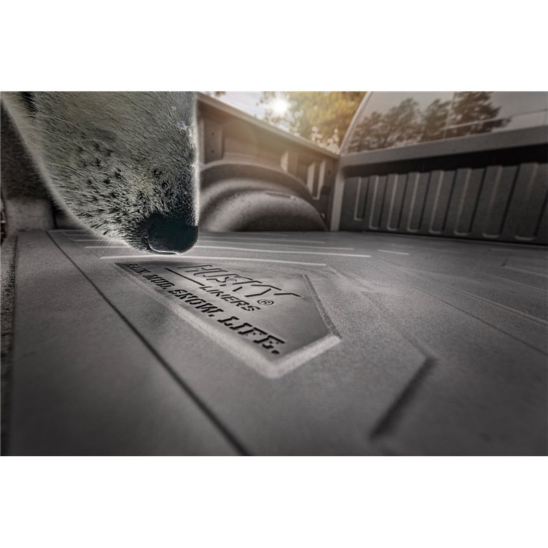 Husky Liners | Heavy Duty Bed Mat - Silverado / Sierra 2500 HD / 3500 HD 6.6L 2020-2023