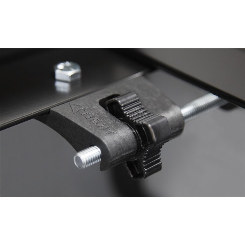 ACCESS | LORADO Roll-Up Tonneau Cover - Chevrolet / GMC 2000-2007